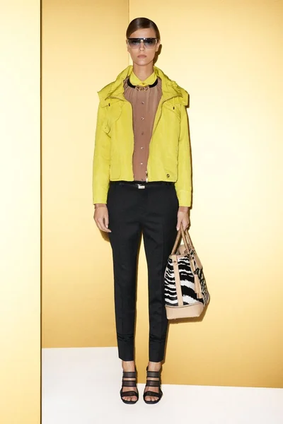 Look 14
